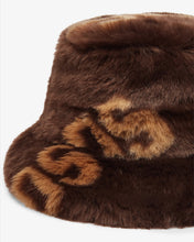 Load image into Gallery viewer, Gcds faux fur bucket hat
