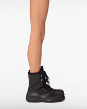 Load image into Gallery viewer, Monogram Snow Boots | Unisex Boots Black | GCDS®
